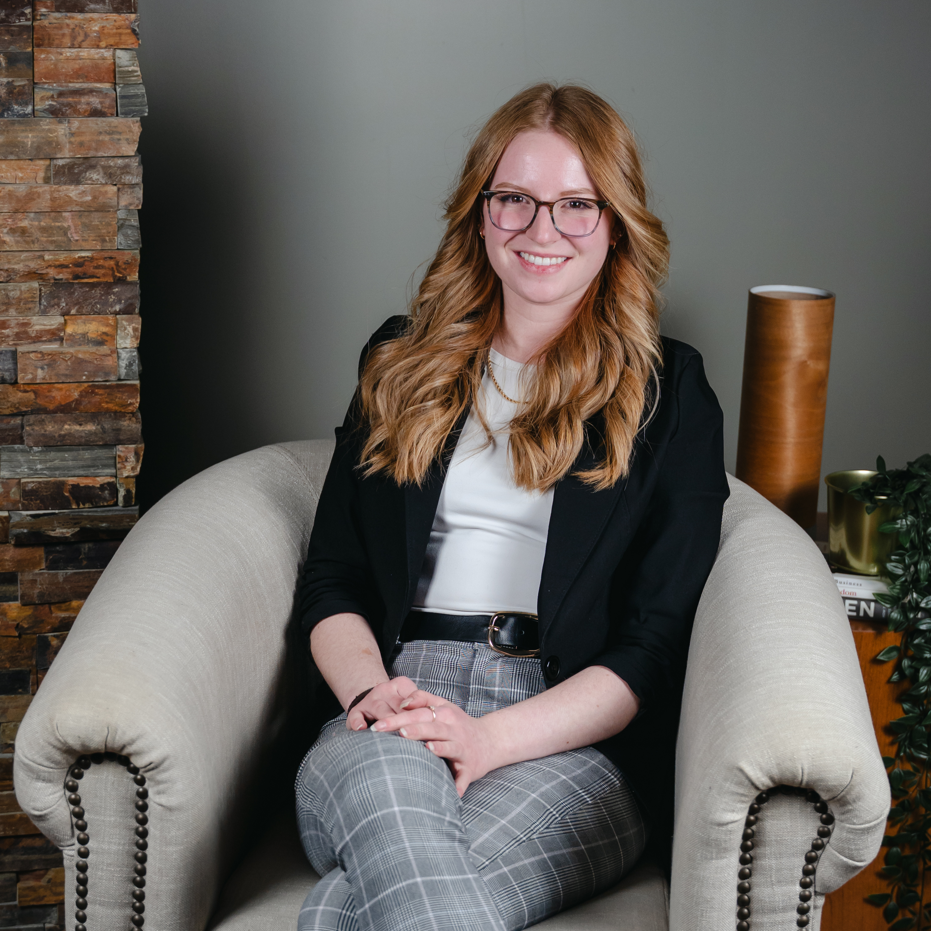 Kristen MacNeil